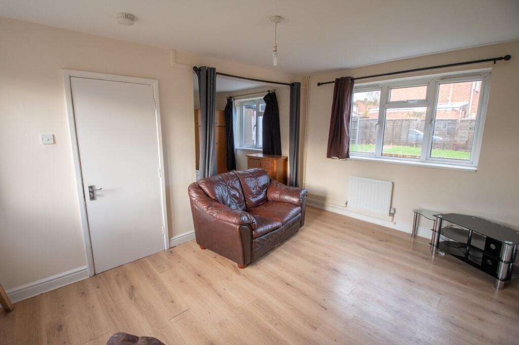 Additional image 3 of Hewell Avenue, Bromsgrove, Worcestershire, B60