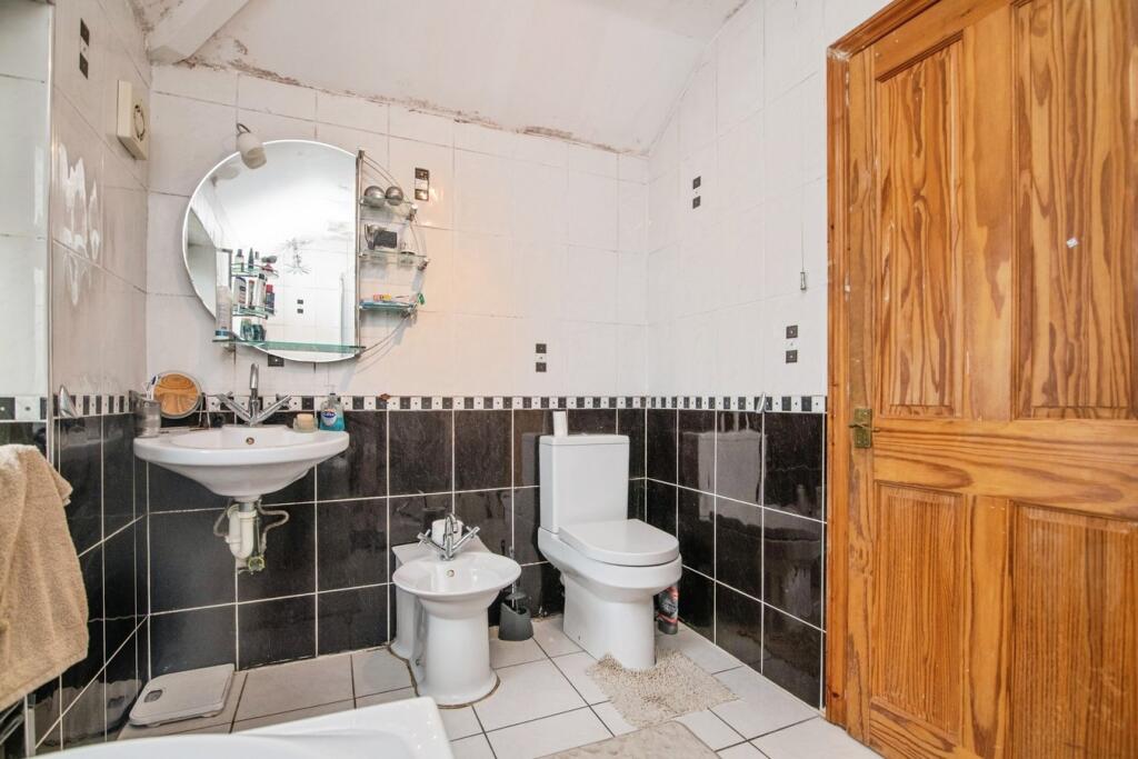 Additional image 12 of Lyttleton Avenue, Halesowen, B62