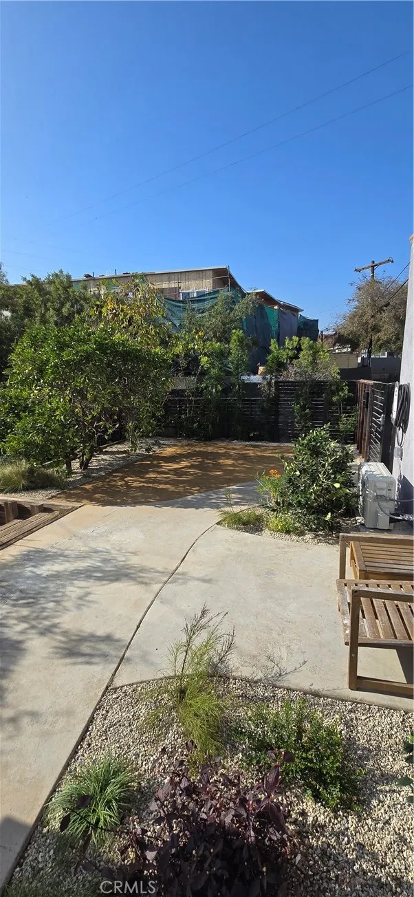 Additional image 35 of 2756 Locksley, Los Angeles, CA 90039