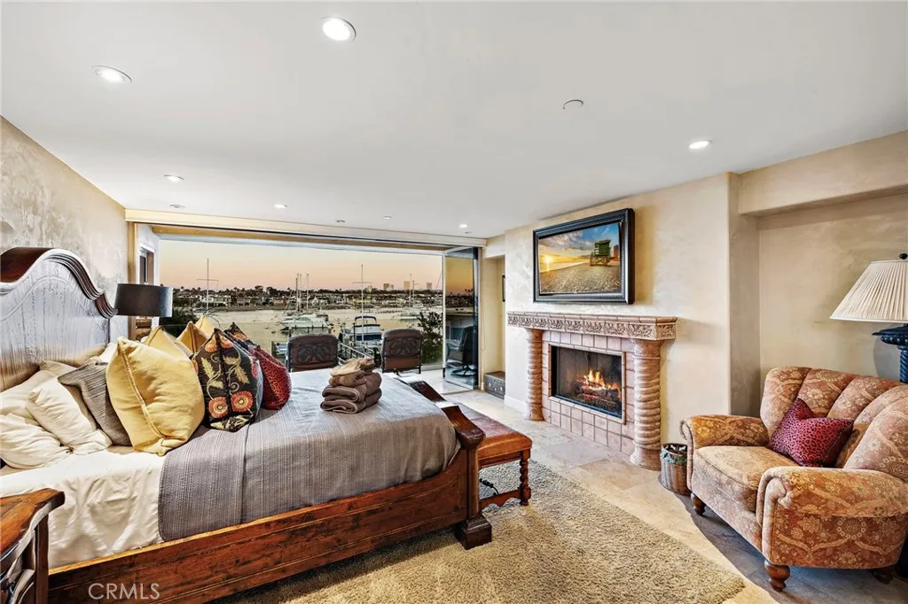 Additional image 37 of 900 E Balboa Blvd, Newport Beach, CA 92661