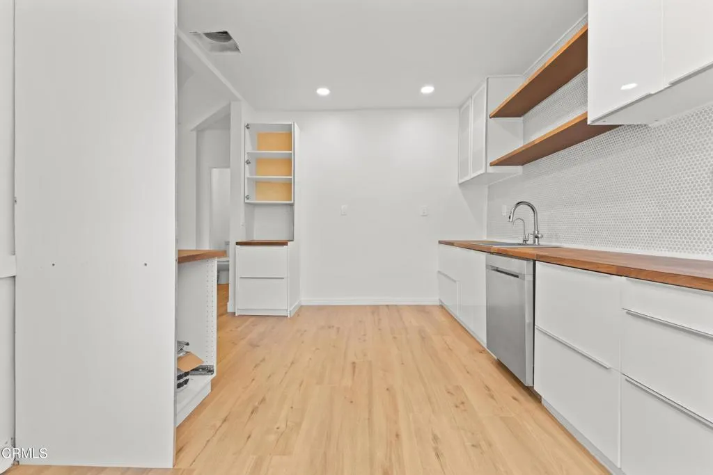 Additional image 8 of 1623 W 11th Place, Los Angeles, CA 90015