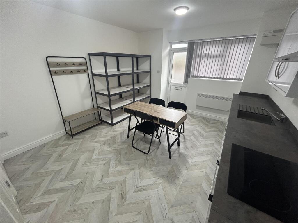 Additional image 18 of Halesowen Road, Cradley Heath