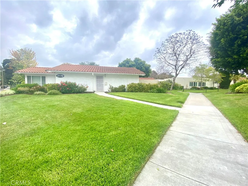 Property image for 2170 Via Puerta Unit A, Laguna Woods, CA 92637