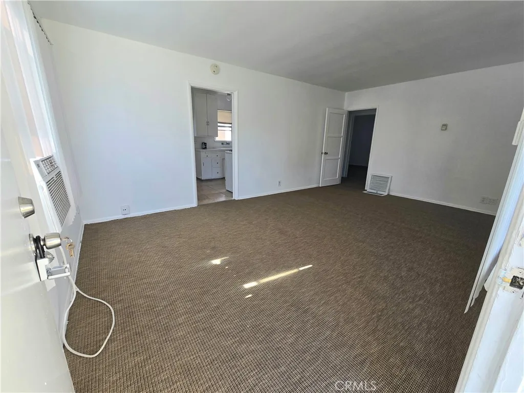 Additional image 14 of 2459 N Brighton St, Burbank, CA 91504