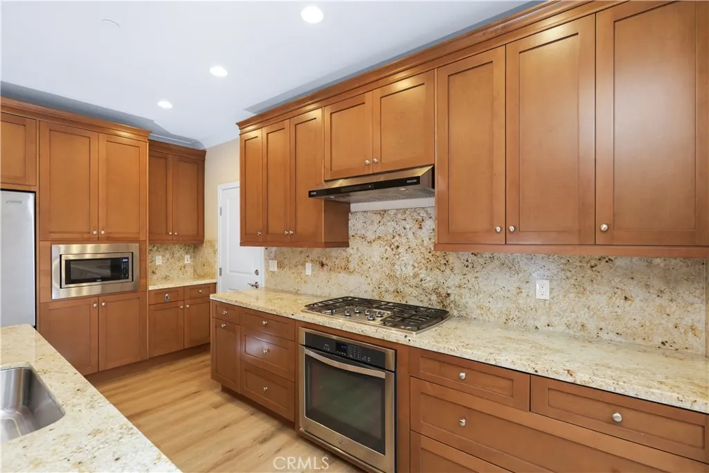 Additional image 61 of 220 Kempton, Irvine, CA 92620