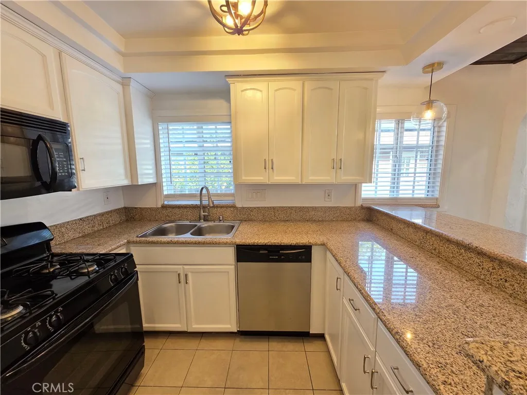 Additional image 7 of 4049 W Avenue 40 Ave, Los Angeles, CA 90065