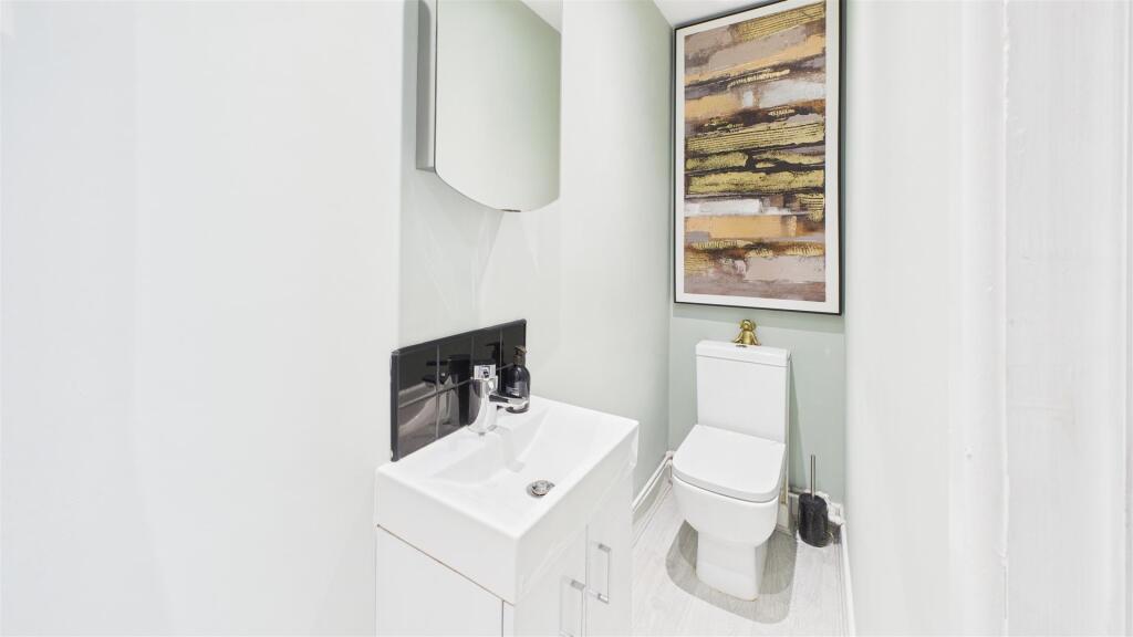 Additional image 7 of Cherry Orchard Avenue, Halesowen