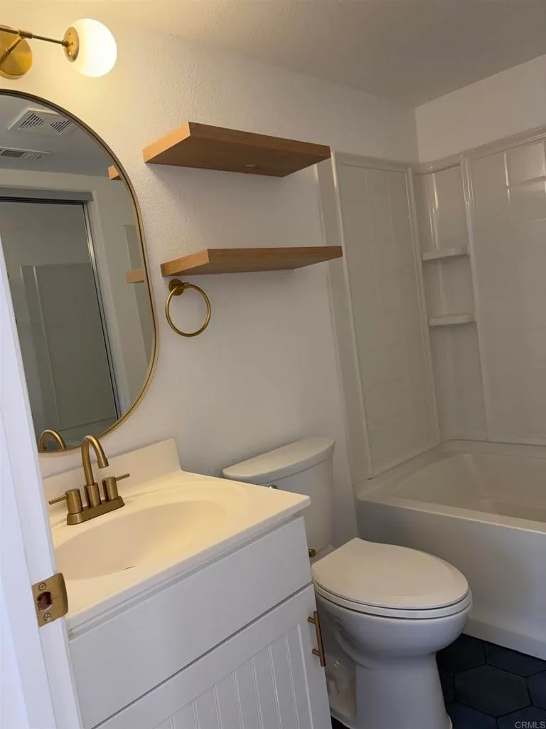 Additional image 19 of 815 Harbor Cliff Way Unit 239, Oceanside, CA 92054