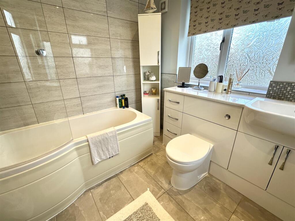 Additional image 23 of Cross Road, Alcester