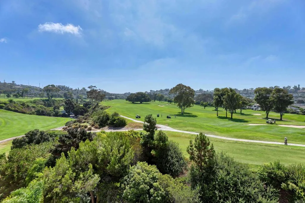 Additional image 32 of 1001 Genter St Unit 6j, La Jolla, CA 92037