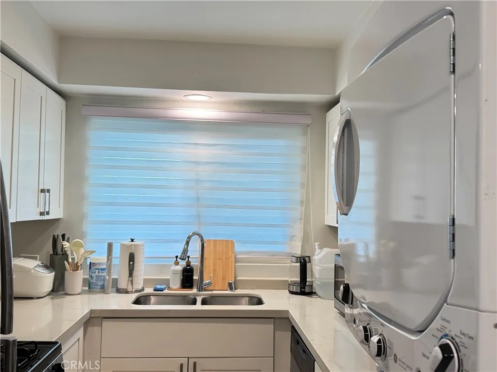 Additional image 41 of 251 N Oakland Ave Unit 3, Pasadena, CA 91101