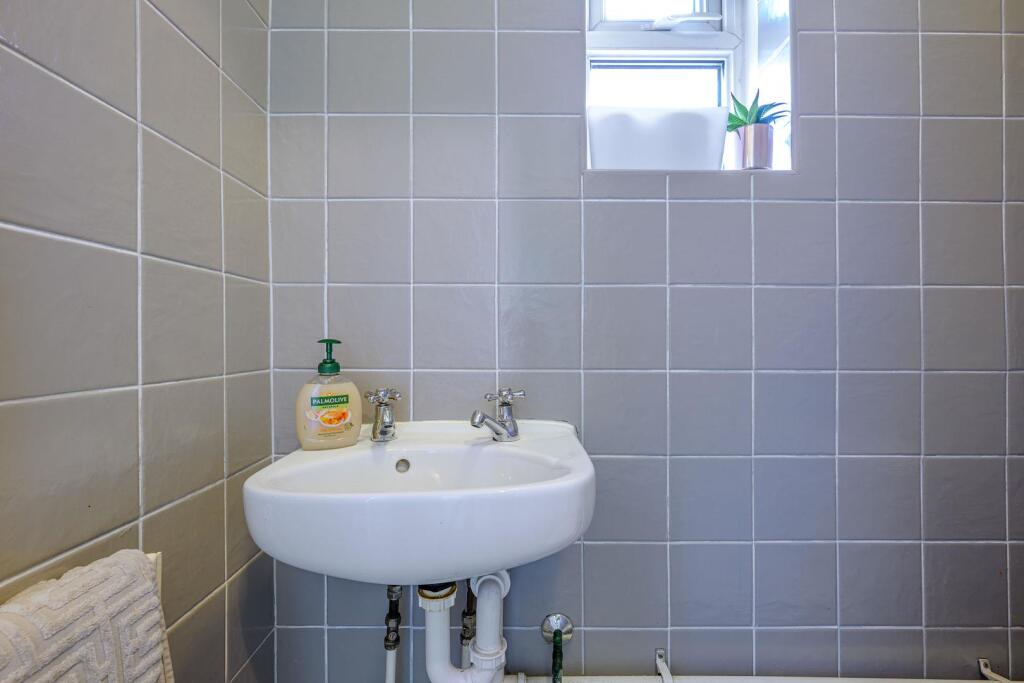 Additional image 6 of Beecher Road East, Halesowen, B63 2EB