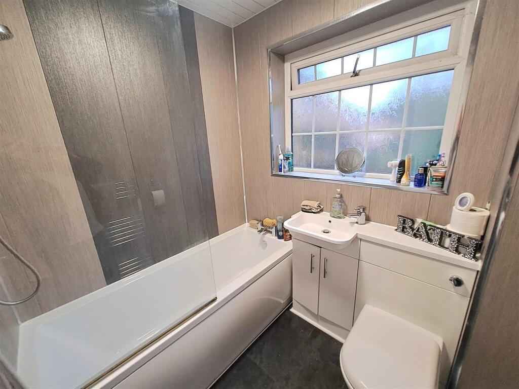 Additional image 11 of Westacre Gardens, Stetchford, Birmingham