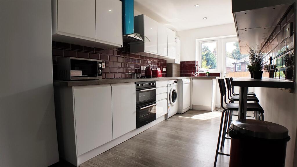 Additional image 3 of Court Oak Road, Birmingham