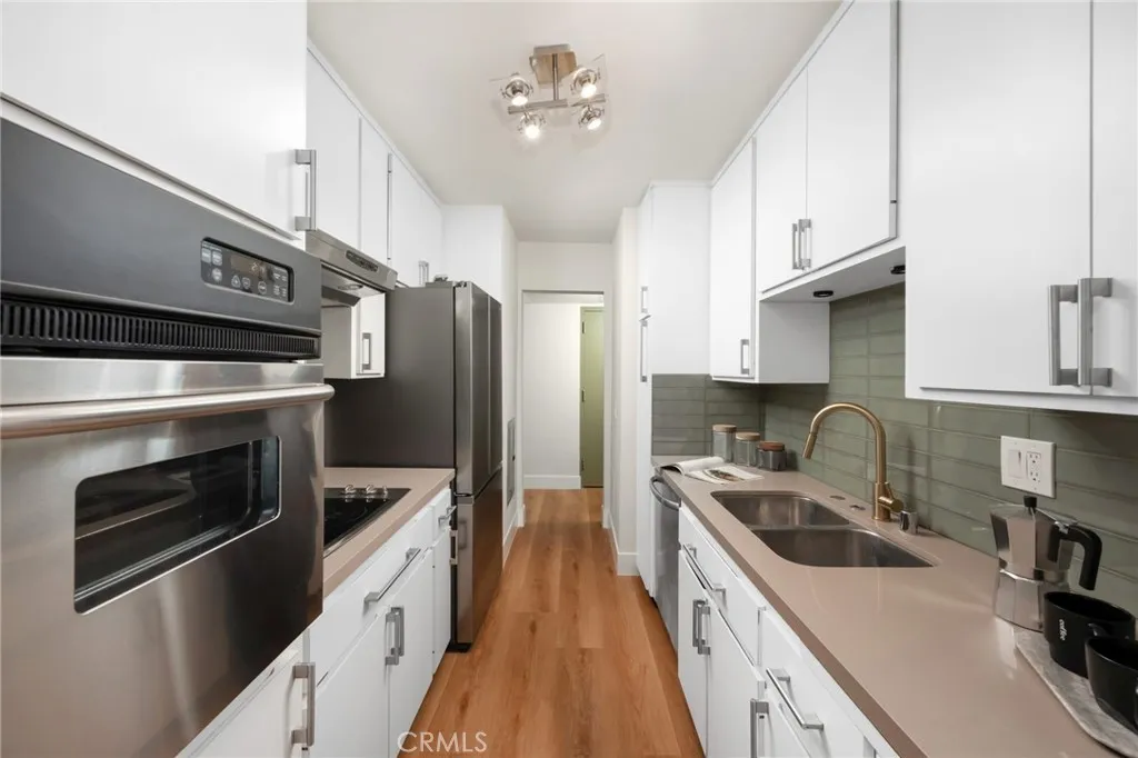 Additional image 8 of 1010 Palm Avenue Unit 207, West Hollywood, CA 90069