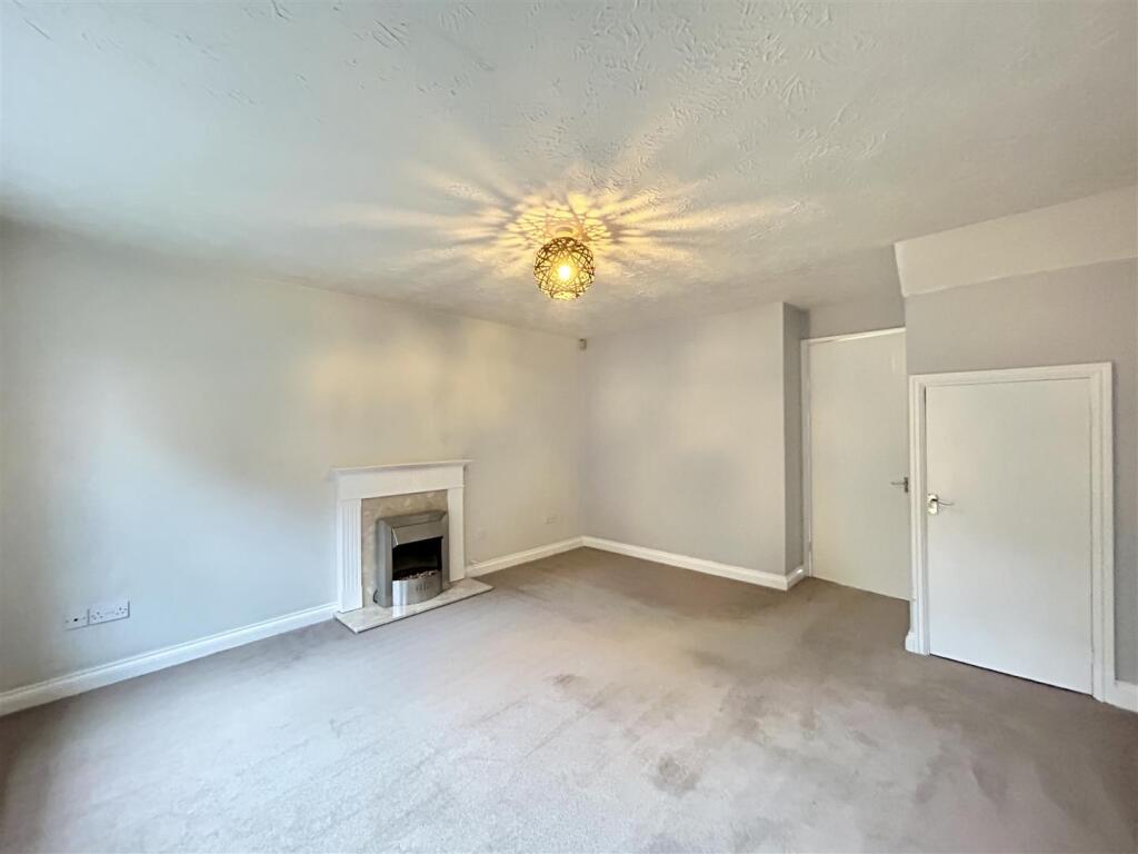 Additional image 4 of Tanglewood Close, Quinton, Birmingham