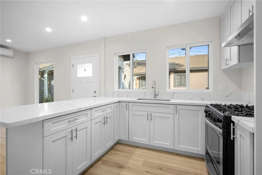 Additional image 10 of 417 Riverdale Drive Unit 417C, Glendale, CA 91204