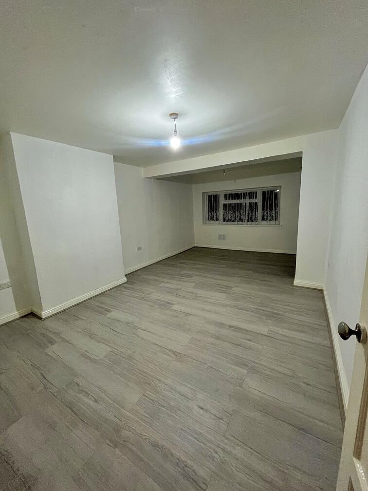 Additional image 2 of Meadway, BIRMINGHAM