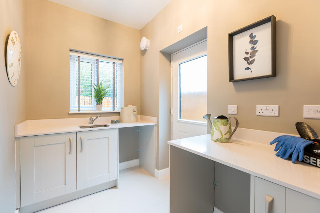 Additional image 5 of Whitford Road
Bromsgrove
B61 7ED