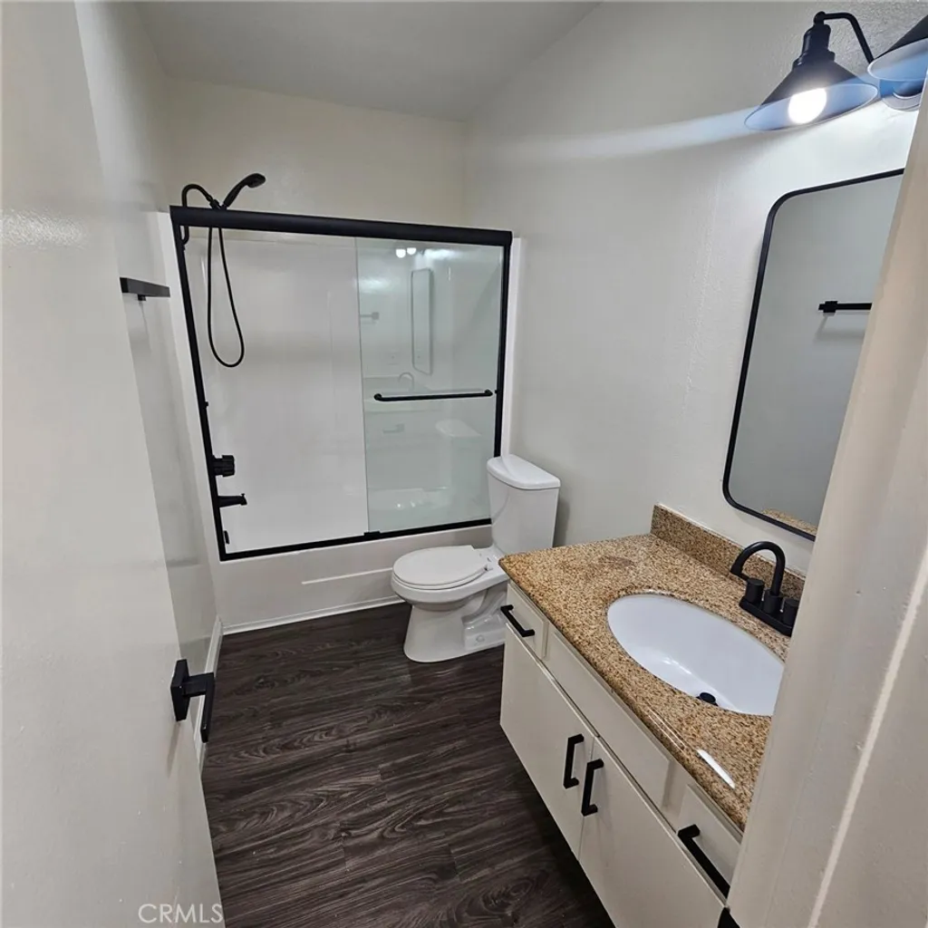 Additional image 5 of 209 S Prospect Avenue Unit 205, Redondo Beach, CA 90277