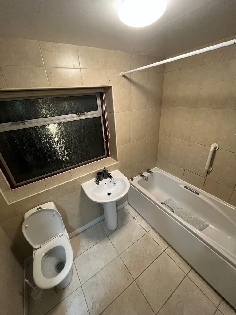 Additional image 6 of Rooms Available in B45