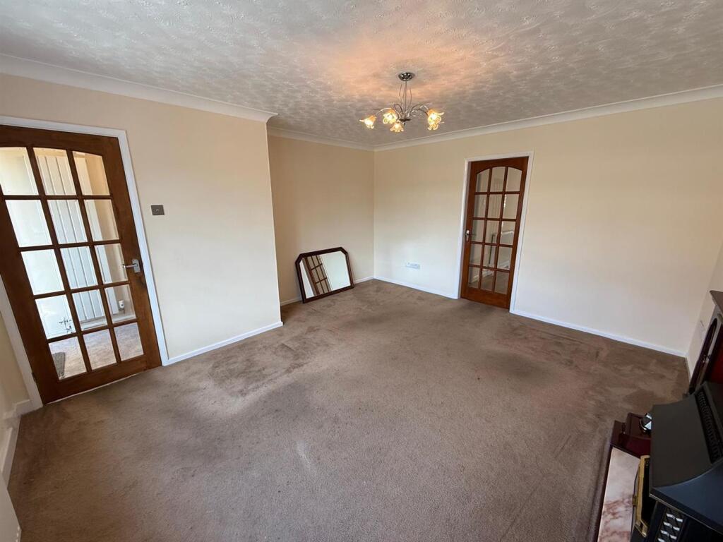 Additional image 13 of Hamilton Avenue, Halesowen, B62 8SJ