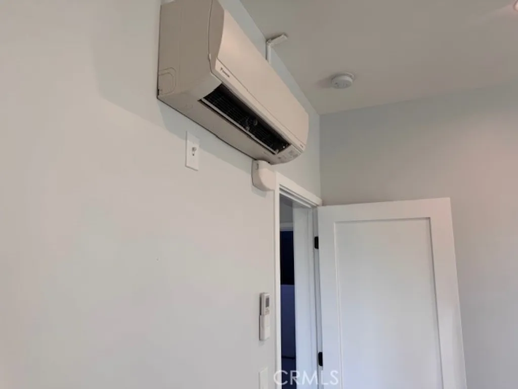 Additional image 23 of 19421 Ventura Boulevard Unit 4, Tarzana, CA 91356