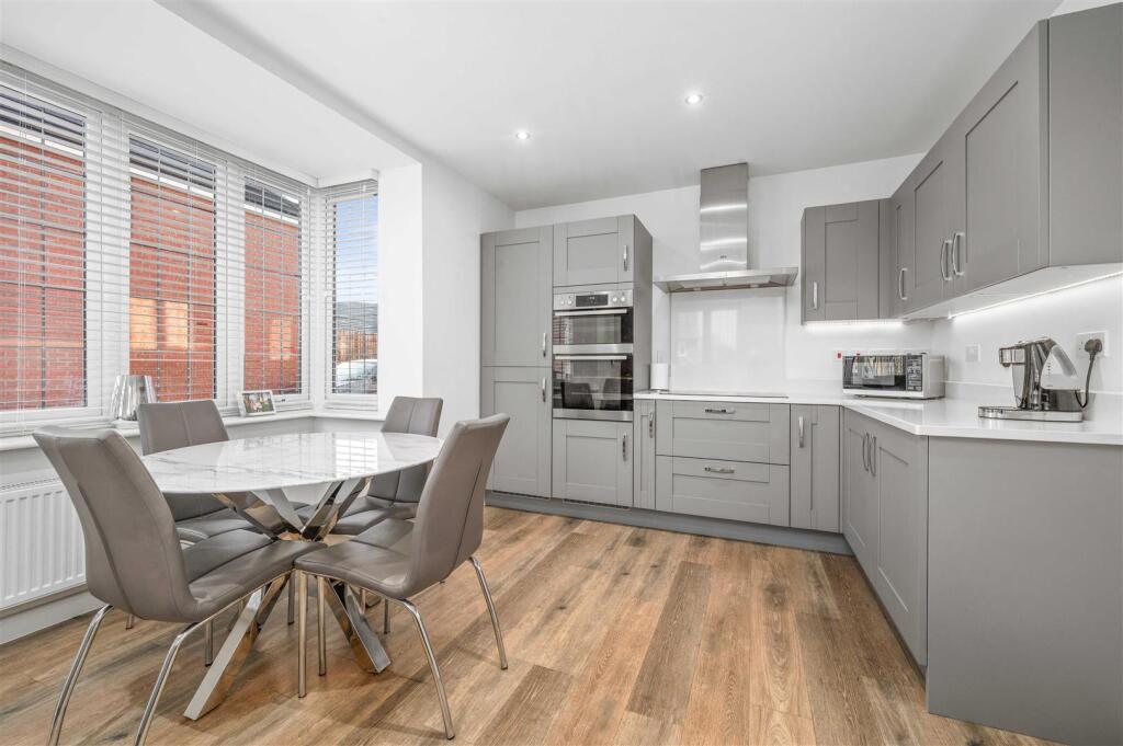 Additional image 2 of Mayors Drive, Alcester