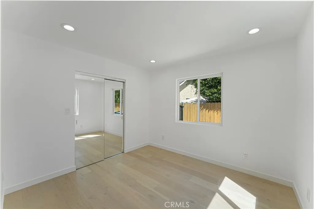 Additional image 19 of 2742 S Sycamore Ave, Los Angeles, CA 90016