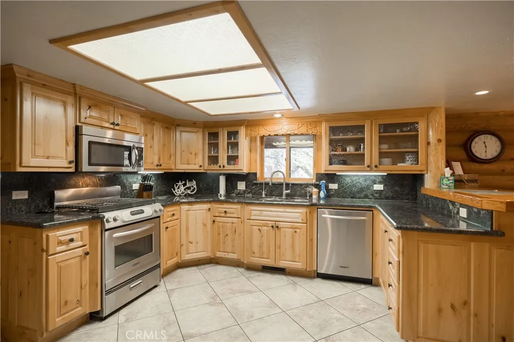 Additional image 64 of 42591 La Cerena Ave, Big Bear Lake, CA 92315