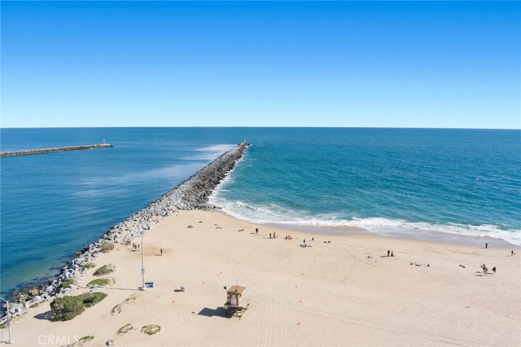 Additional image 27 of 2108 E Oceanfront, Newport Beach, CA 92661