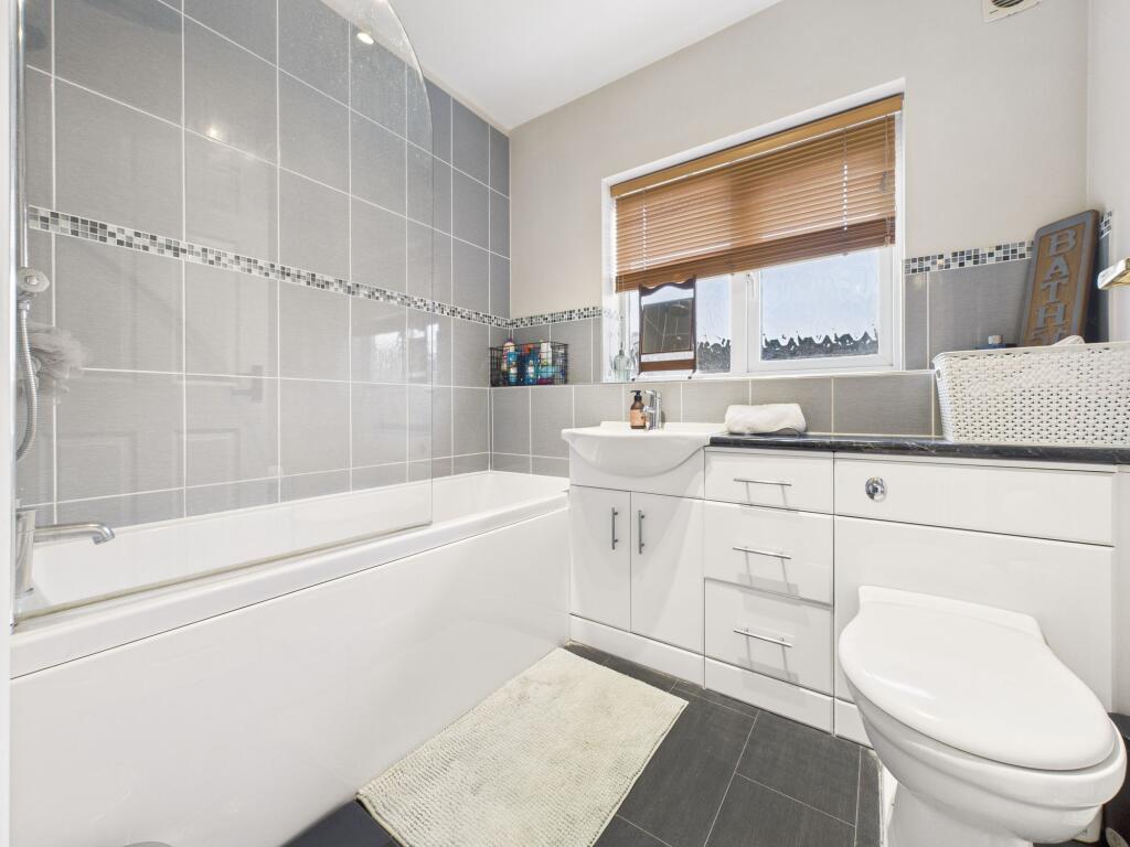 Additional image 12 of Royal Worcester Crescent, Bromsgrove, B60