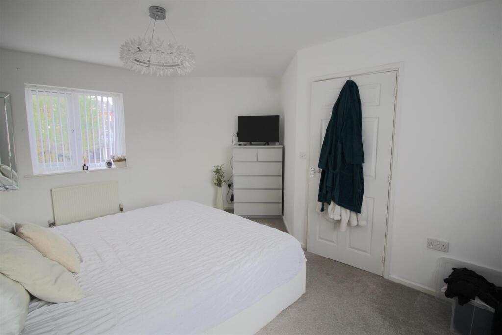 Additional image 4 of Garretts Green Lane, Birmingham