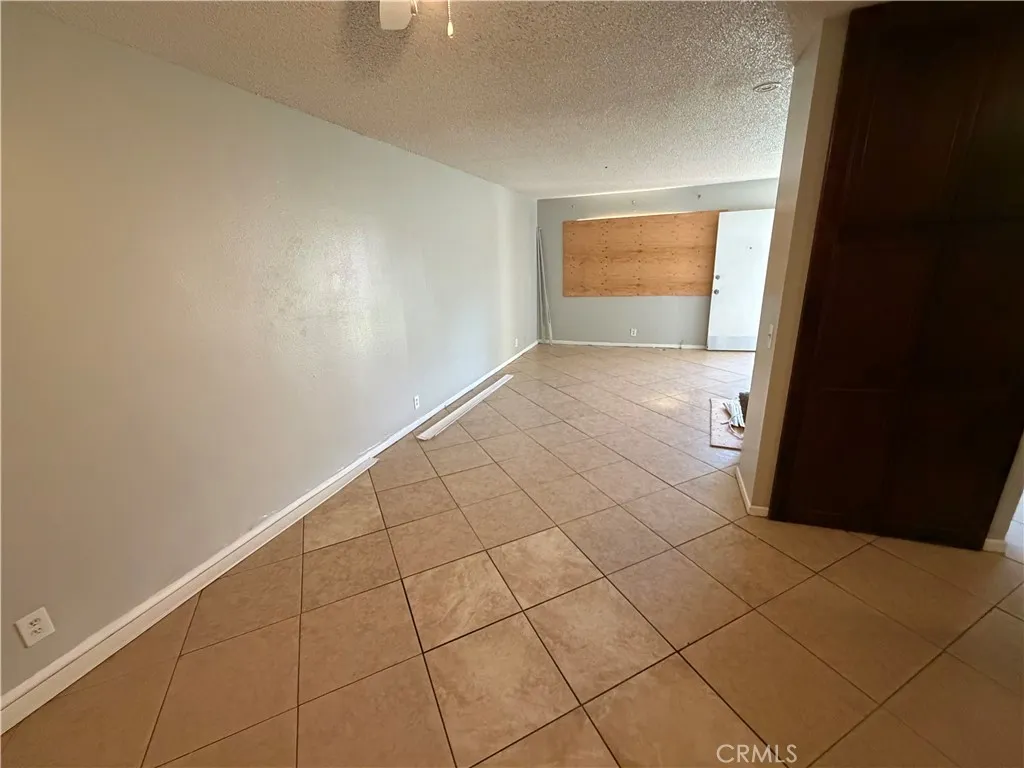 Additional image 4 of 369 N Eucalyptus Ave Unit 31, Rialto, CA 92376