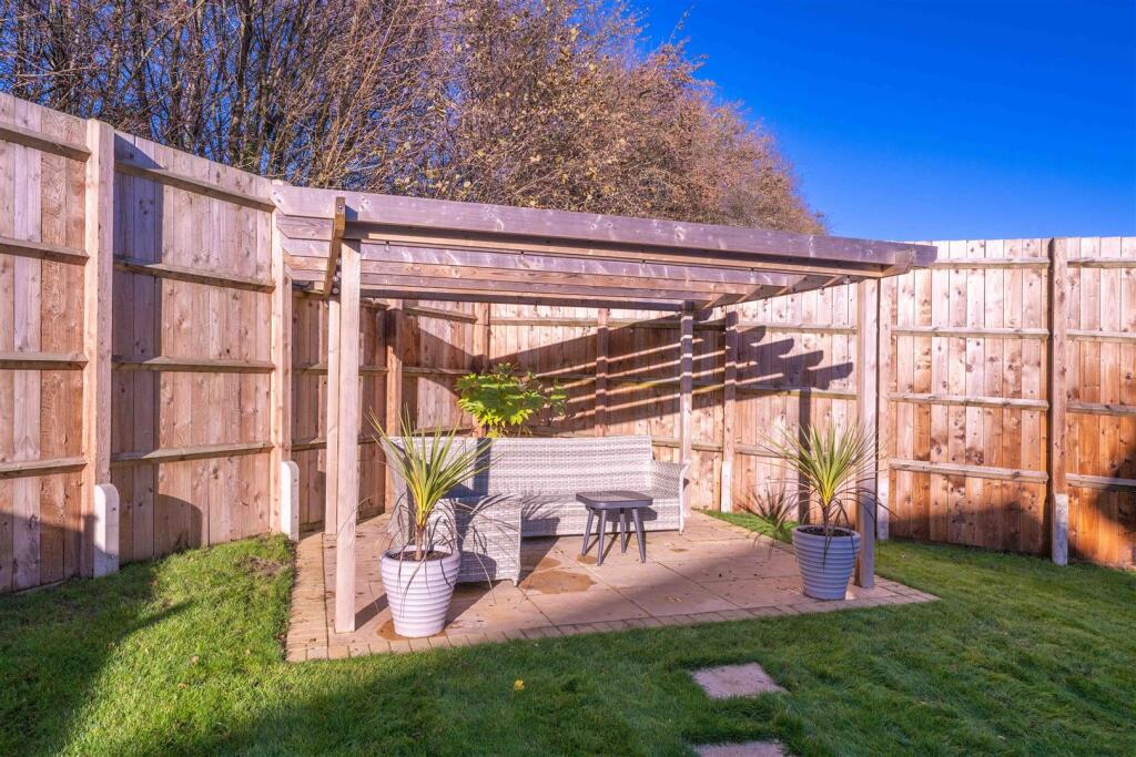 Additional image 16 of Mayors Drive, Alcester