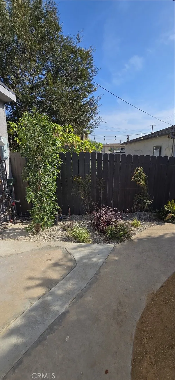 Additional image 36 of 2756 Locksley, Los Angeles, CA 90039