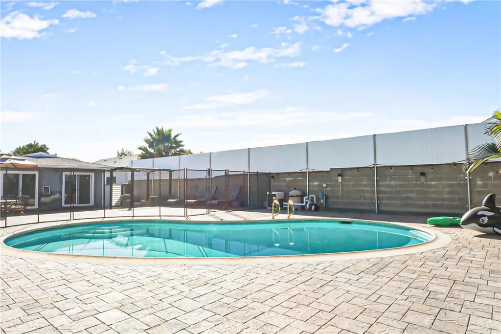 Additional image 51 of 721 E Elmwood Ave, Burbank, CA 91501