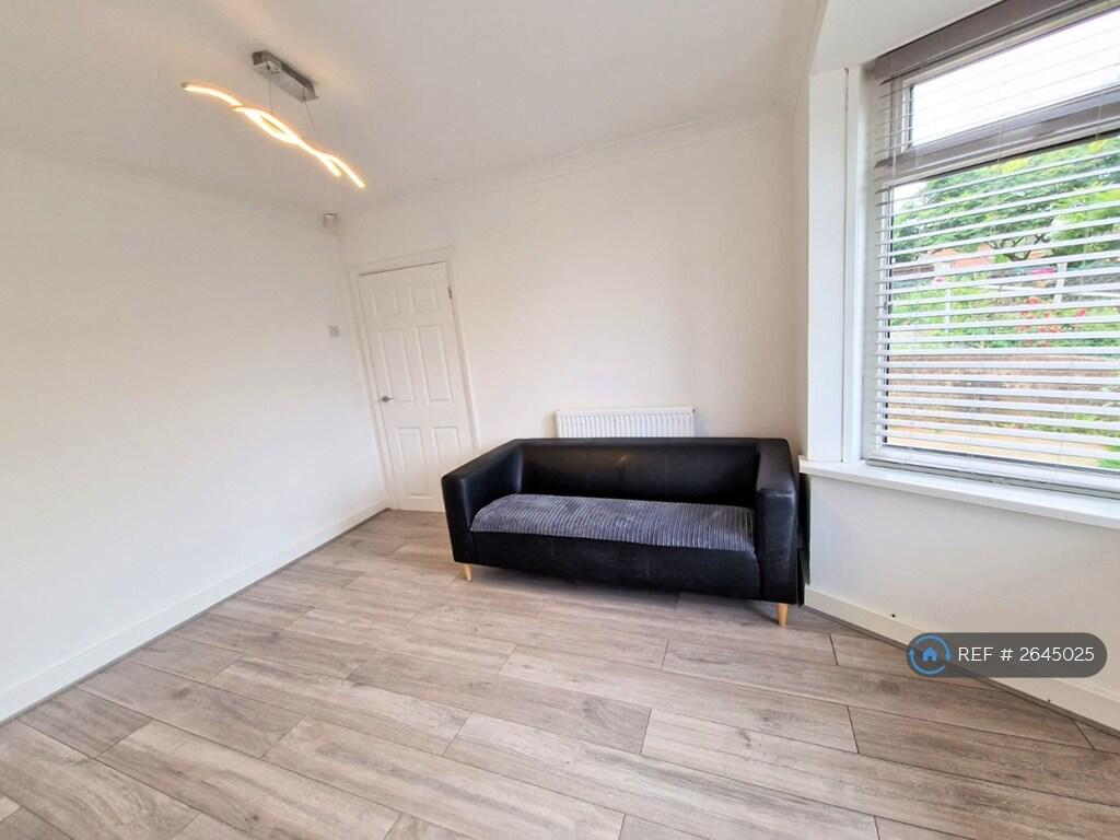 Additional image 15 of Aylesbury Crescent, Birmingham, B44