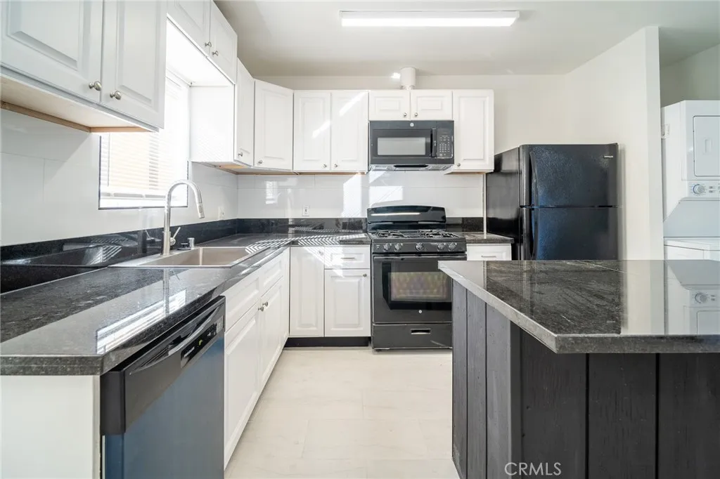 Additional image 5 of 2370 Pine Ave, Long Beach, CA 90806