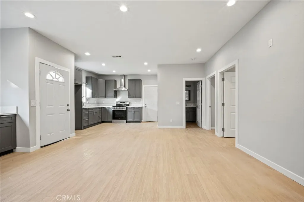 Additional image 19 of 1584 W Wakefield Avenue Unit B, Anaheim, CA 92802