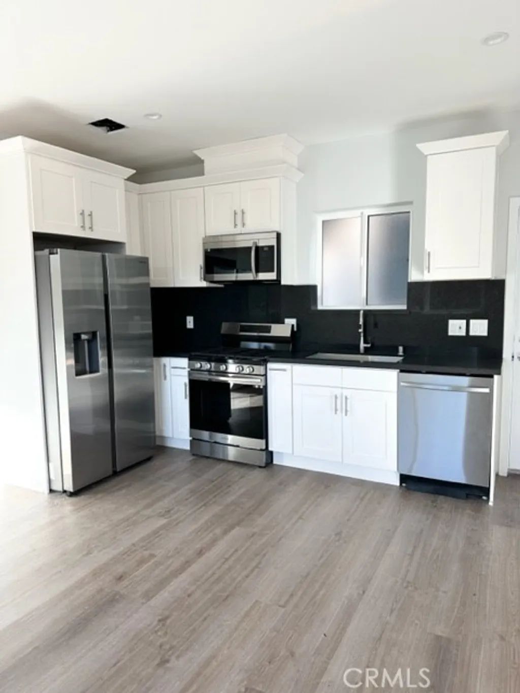 Additional image 5 of 19421 Ventura Boulevard Unit 4, Tarzana, CA 91356