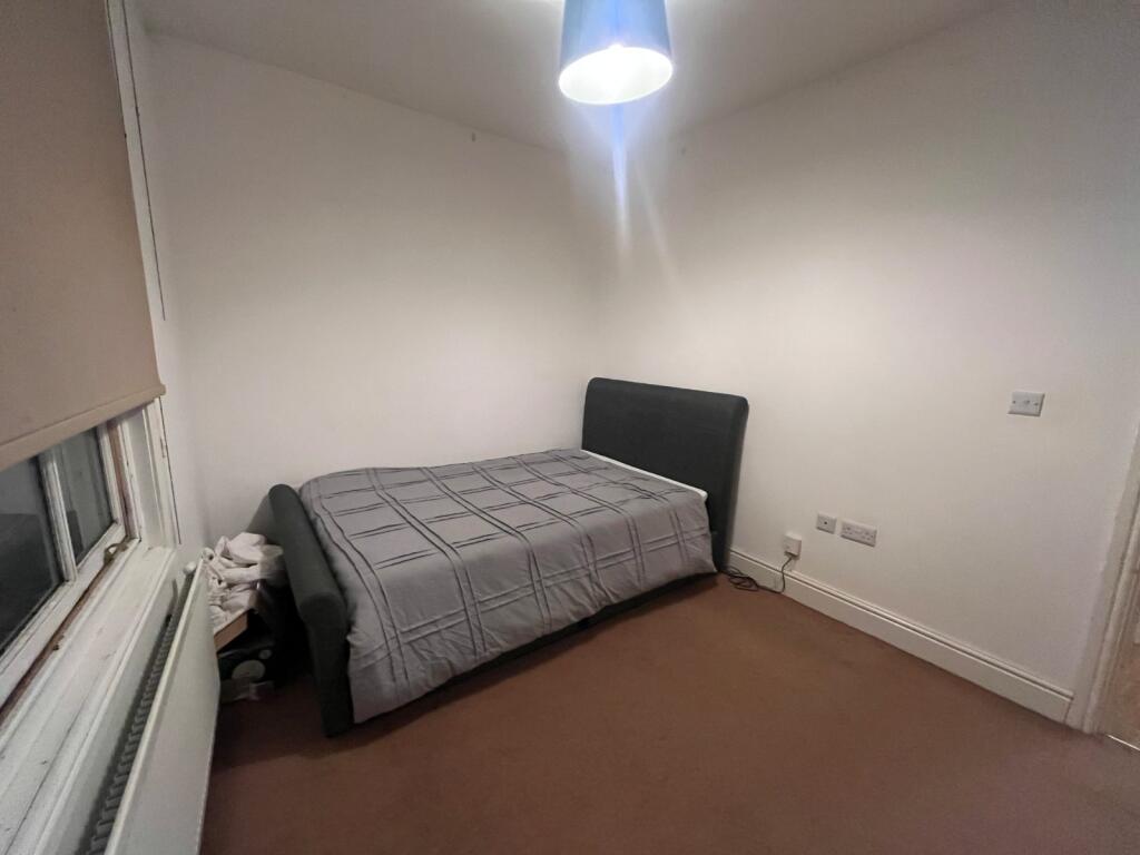 Additional image 4 of The Square, Alvechurch, Birmingham, Worcestershire, B48