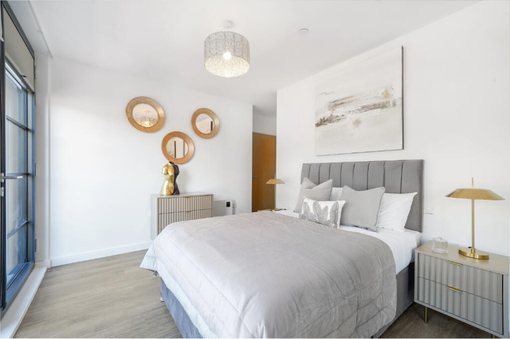 Additional image 8 of Guild Point