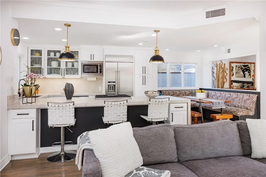 Additional image 38 of 111 Via Undine, Newport Beach, CA 92663