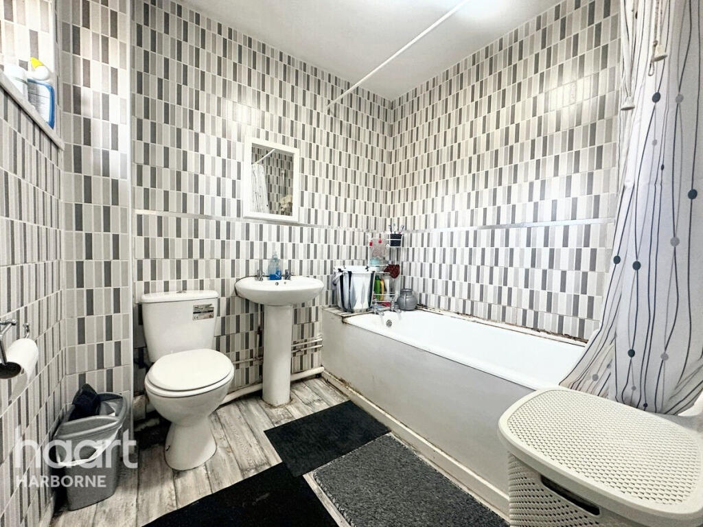 Additional image 12 of Tarrant Grove, Quinton