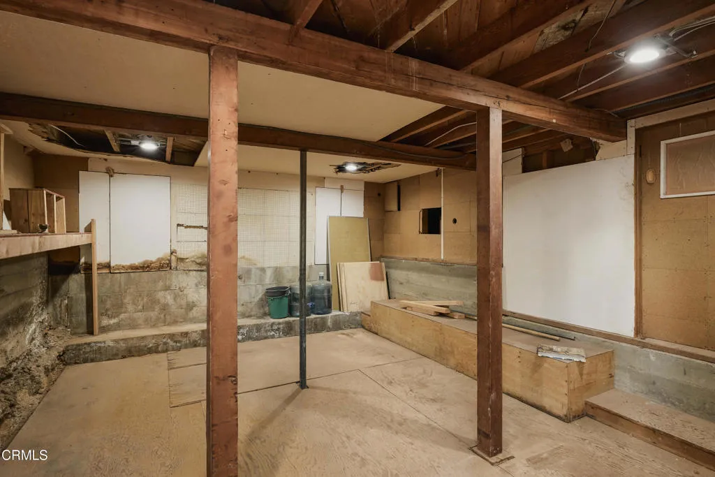 6002 Springvale Drive, Los Angeles, CA 90042