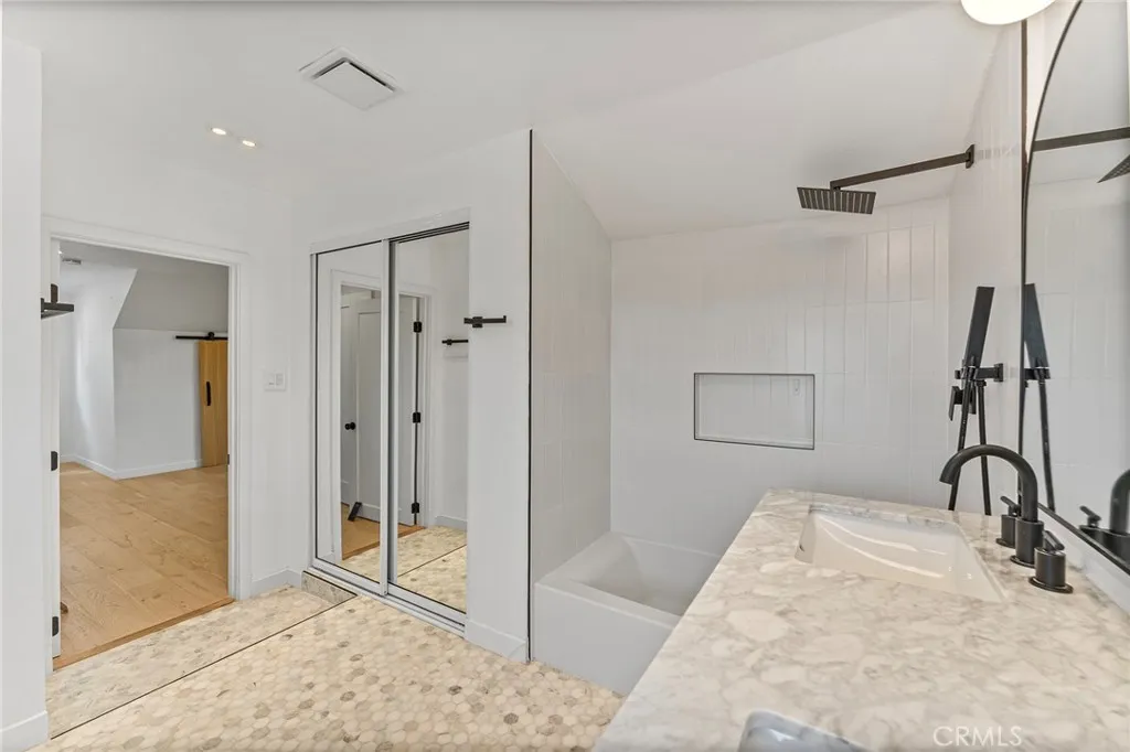 Additional image 23 of 2623 Exposition, Los Angeles, CA 90018