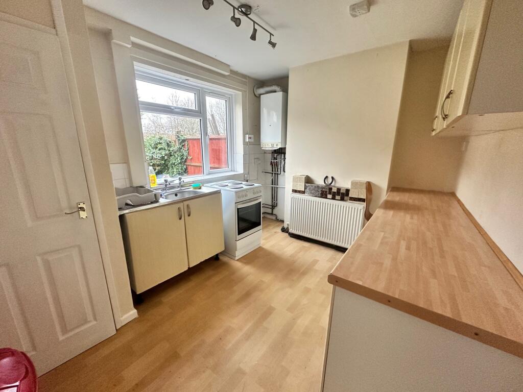 Additional image 3 of The Parade, Cradley Heath, West Midlands