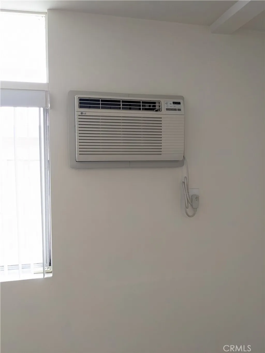 Additional image 11 of 11942 Darlington Avenue Unit 6, Los Angeles, CA 90049