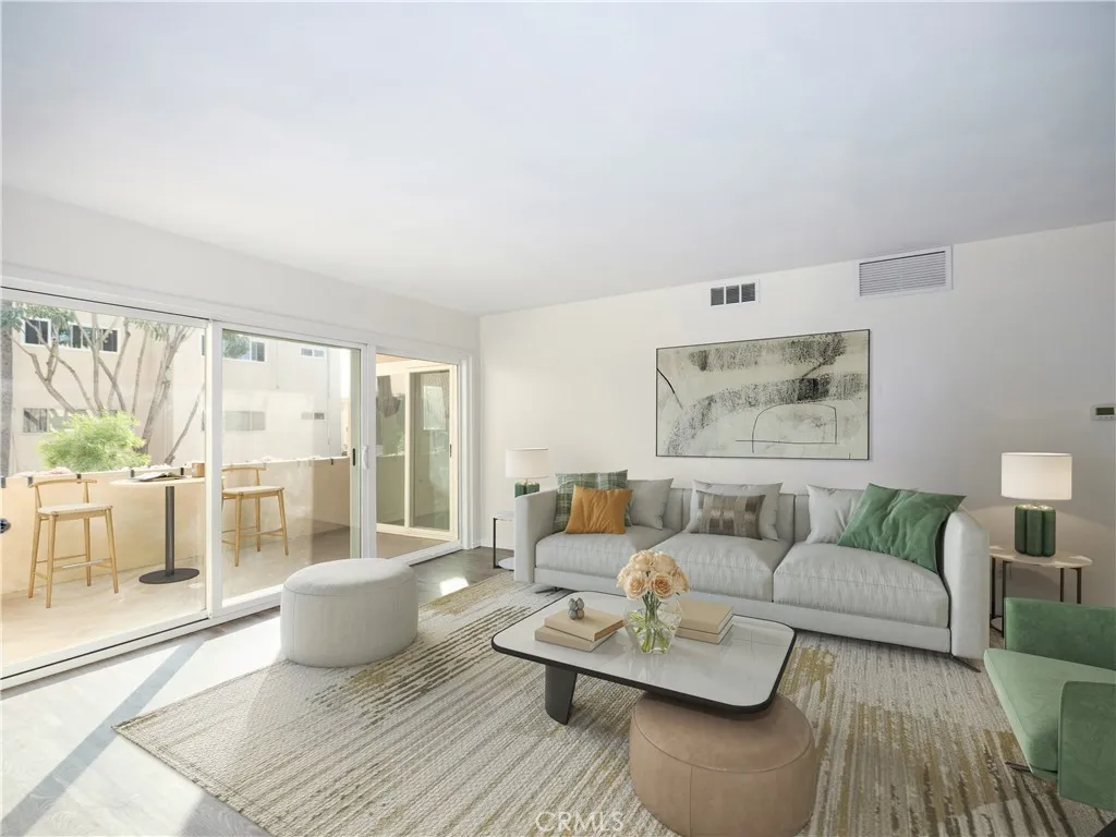 Additional image 37 of 5411 Tyrone, Sherman Oaks, CA 91401